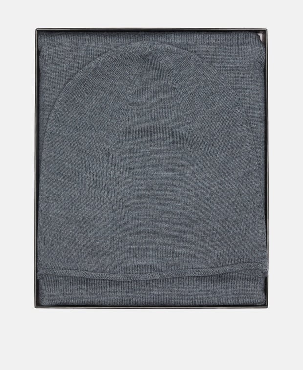 Set aus Woll- Mütze & Schal