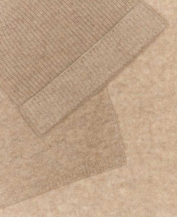 Kaschmir-Set aus Mütze und Schal