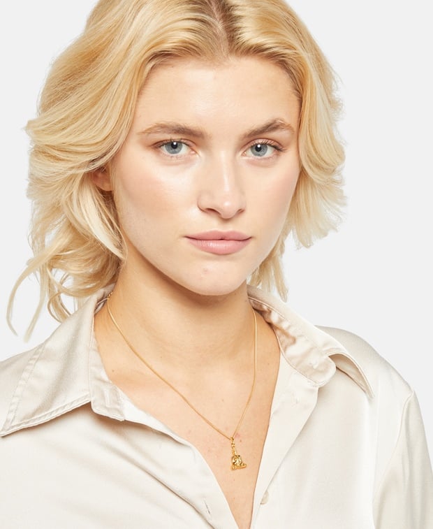 Halskette mit Anhänger