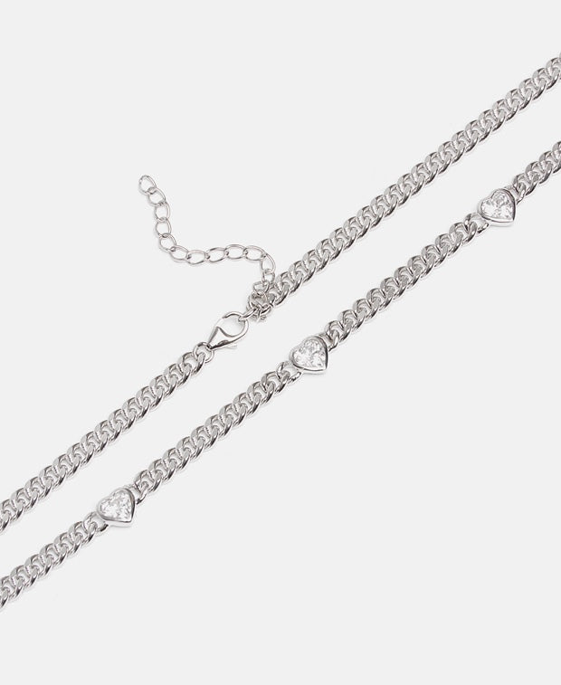 Halskette mit Anhänger