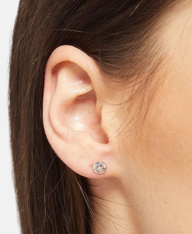 Einzelner Ohrstecker