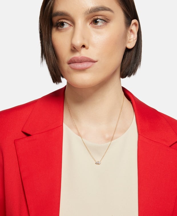 Halskette mit Diamantanhänger