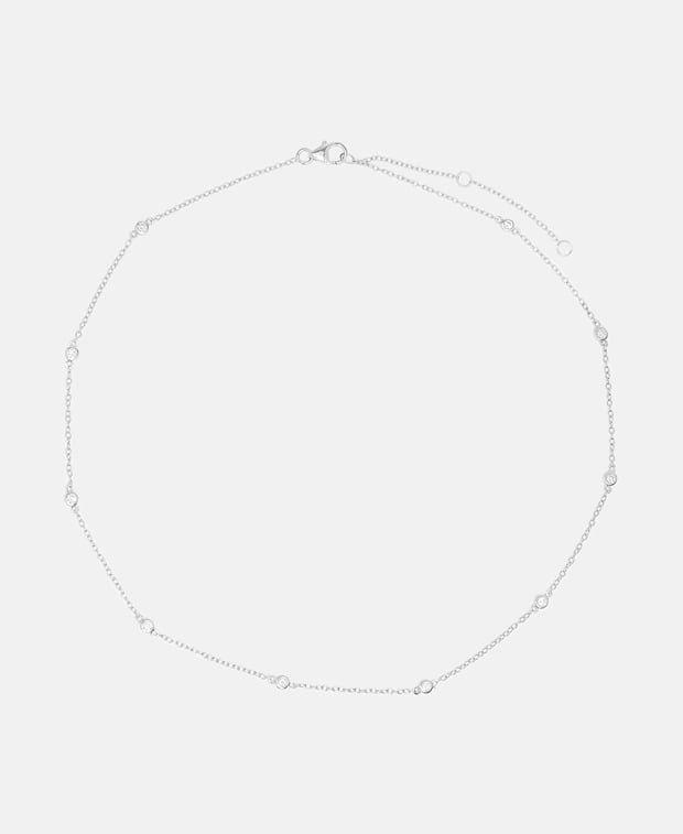 Halskette mit Diamantanhänger