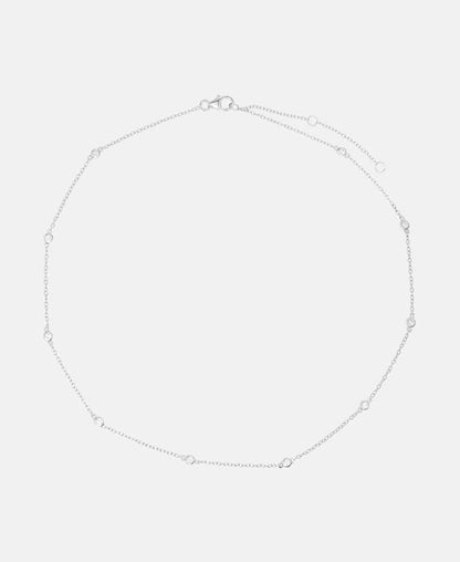 Halskette mit Diamantanhänger