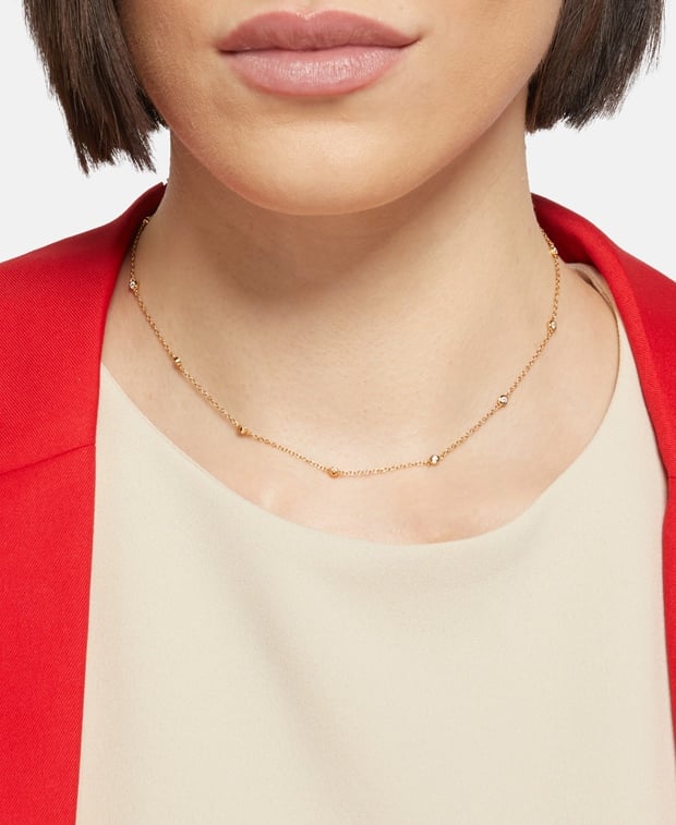 Halskette mit Diamantanhänger