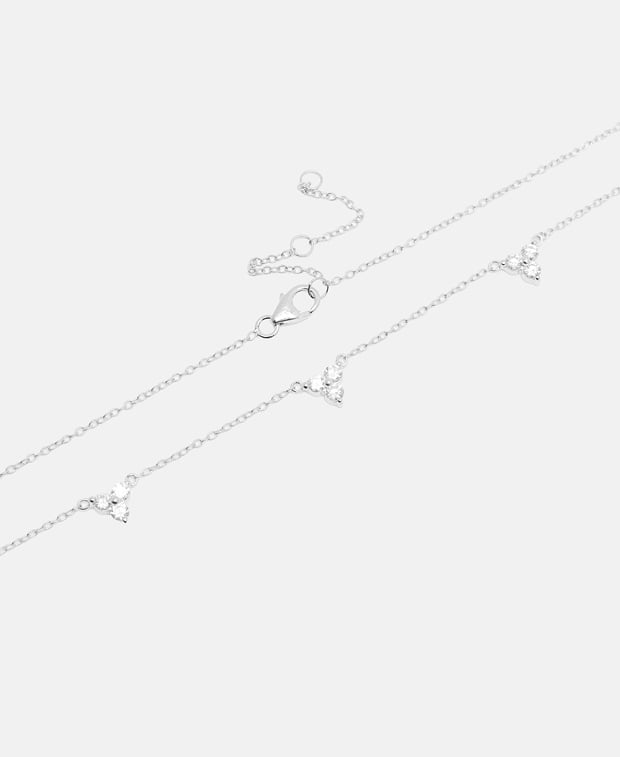 Halskette mit Diamantanhänger