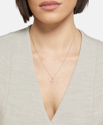 Halskette mit Diamantanhänger