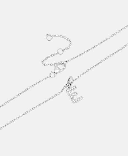 Halskette mit Diamantanhänger