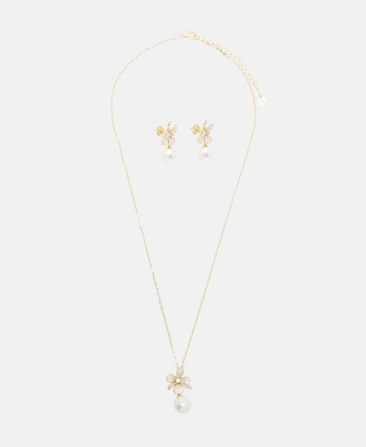 Set aus Halskette und Ohrstecker