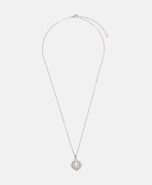 Halskette mit Perlenanhänger