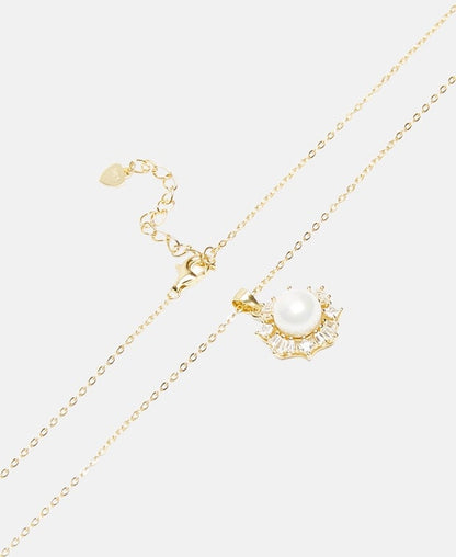 Halskette mit Perlenanhänger