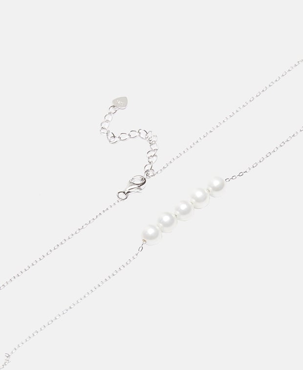 Halskette mit Perlenanhänger
