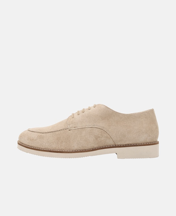 Schnürschuhe
