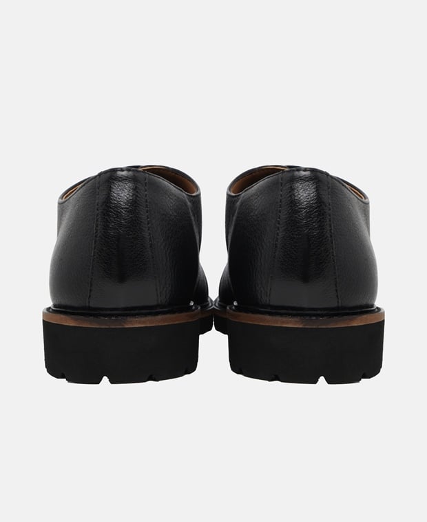Schnürschuhe