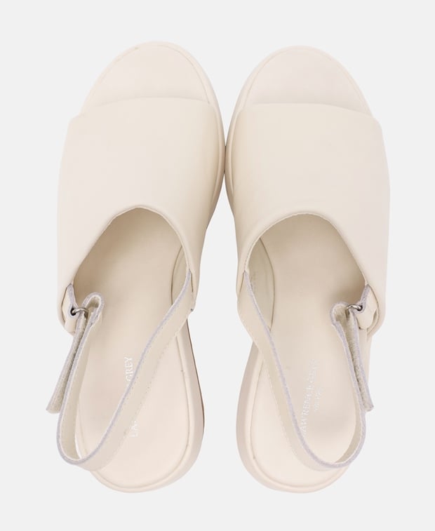 Keilsandalette