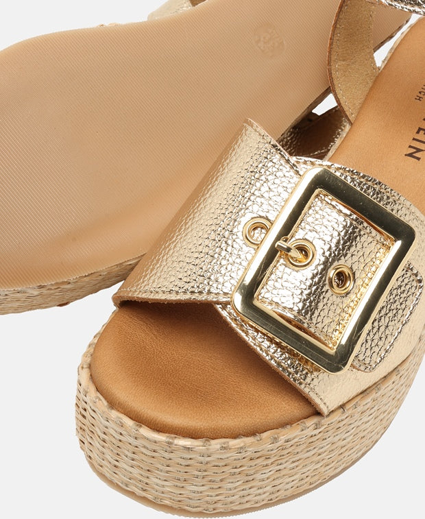Keilsandalette