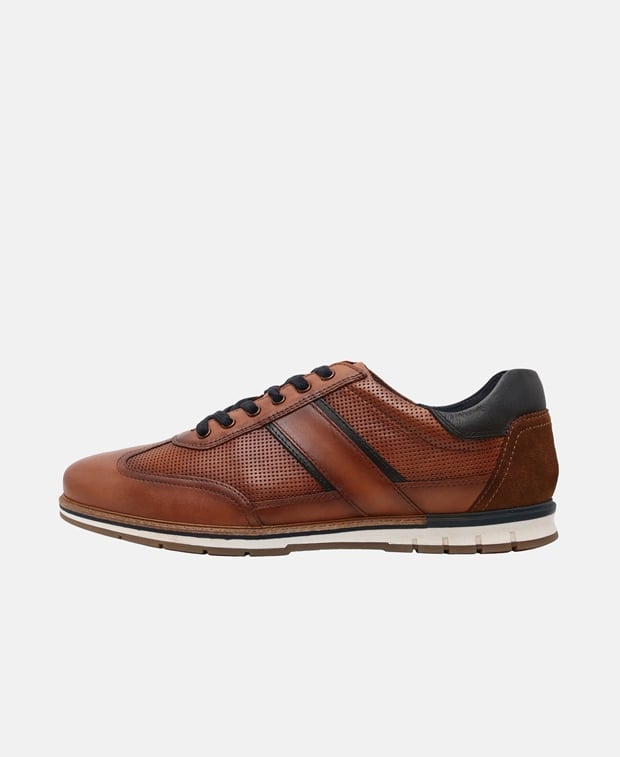 Schnürschuhe