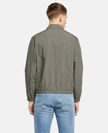 Leichte Jacke