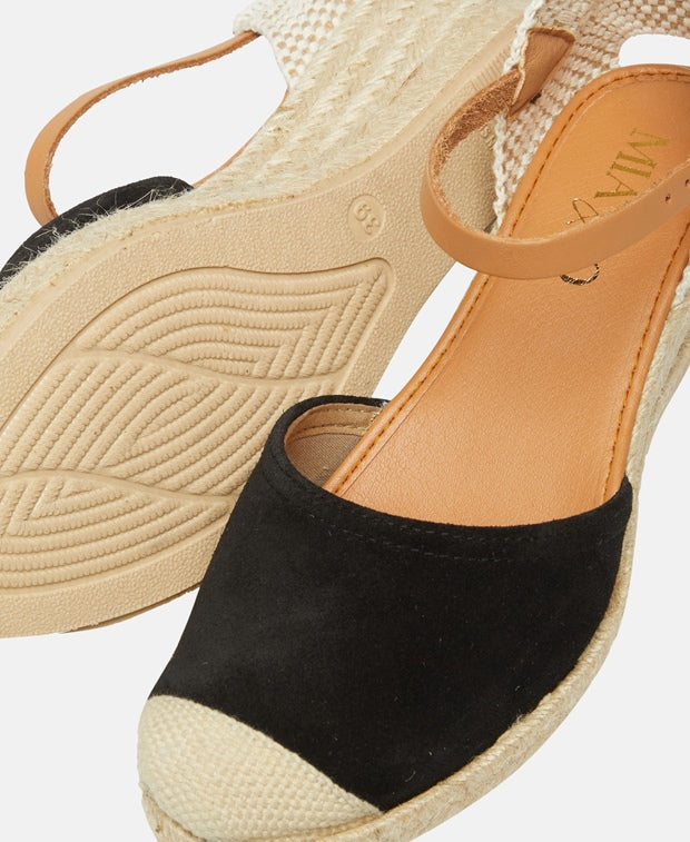 Keilsandalette