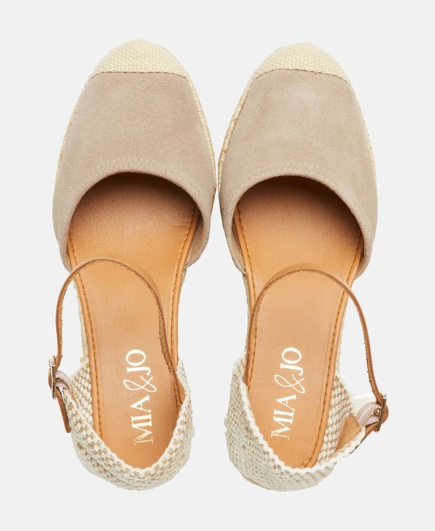 Keilsandalette