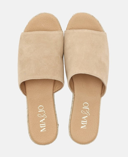 Keilsandalette
