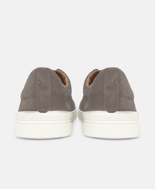 Slip-on Sneaker