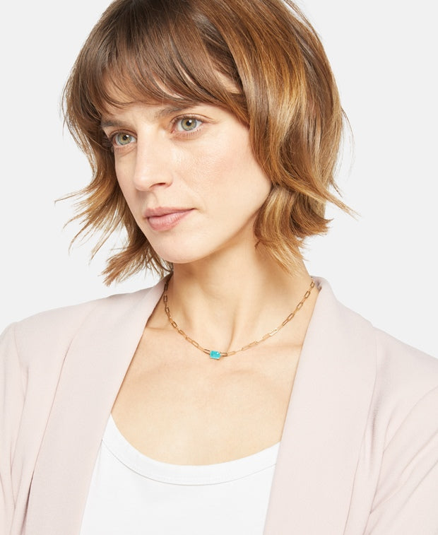 Halskette mit Anhänger