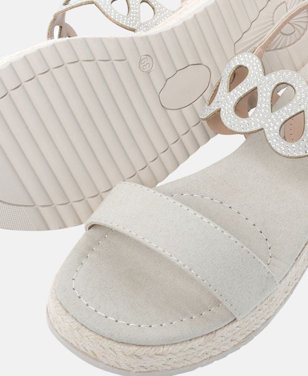 Keilsandalette