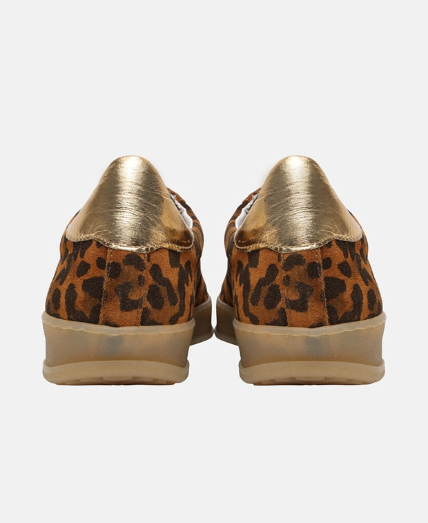 Sneaker