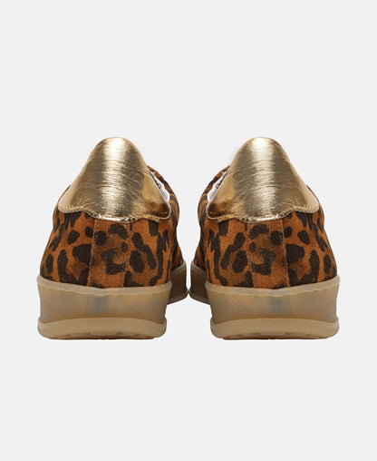 Sneaker
