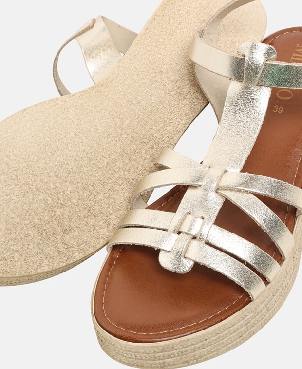 Keilsandalette