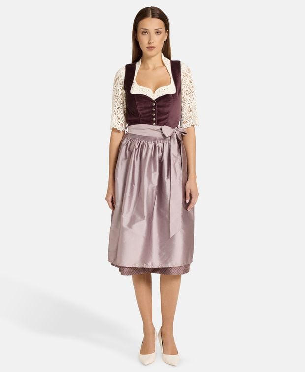 Dirndl mit Schürze