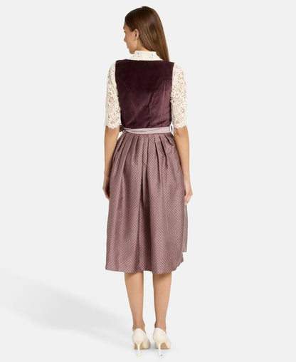 Dirndl mit Schürze