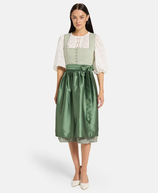 Dirndl mit Schürze