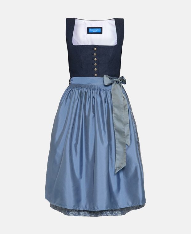 Dirndl mit Schürze