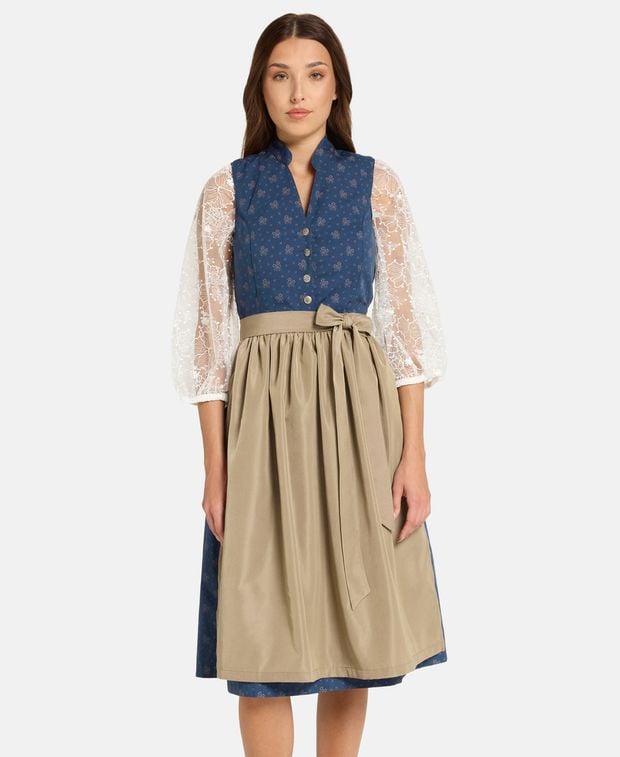 Dirndl mit Schürze