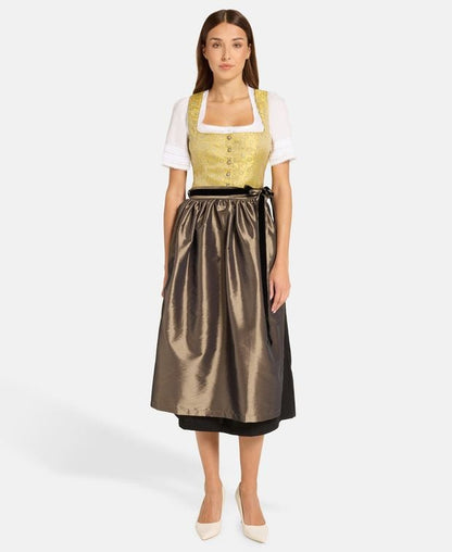 Dirndl mit Schürze