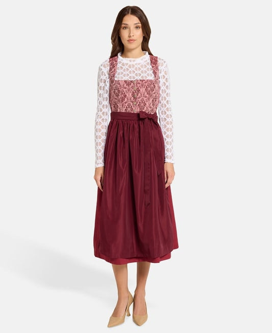 Dirndl mit Schürze
