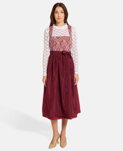 Dirndl mit Schürze