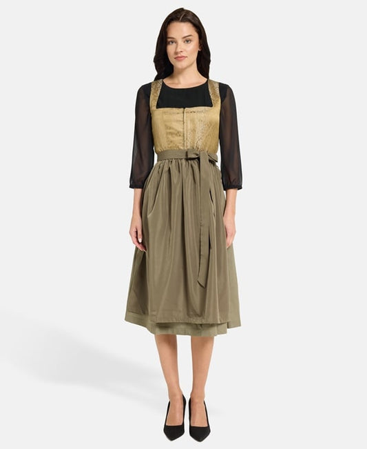 Dirndl mit Schürze