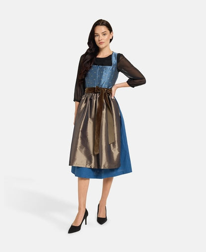 Dirndl mit Schürze