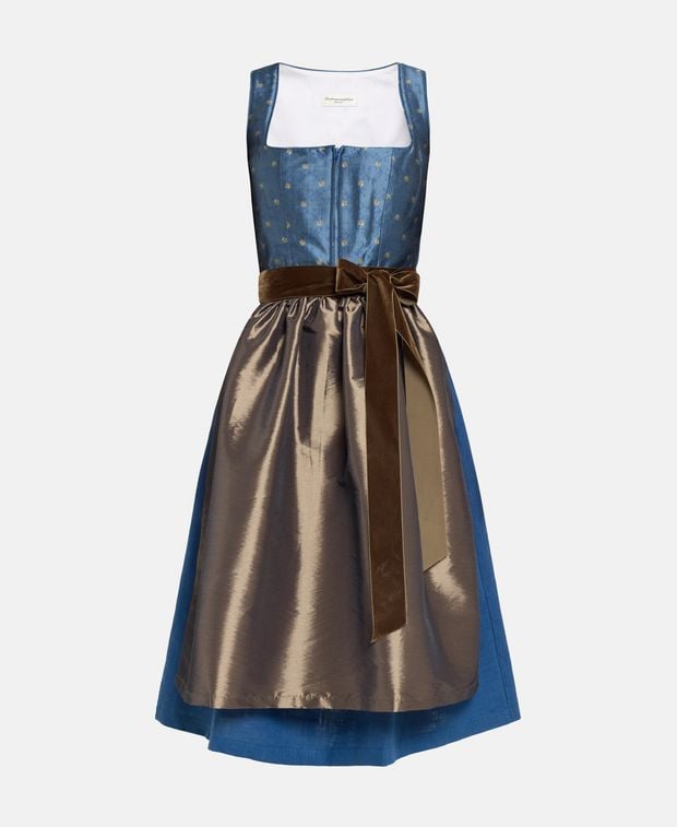 Dirndl mit Schürze