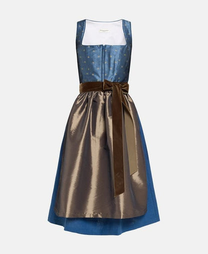 Dirndl mit Schürze