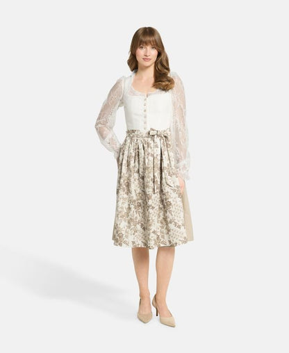 Dirndl mit Schürze