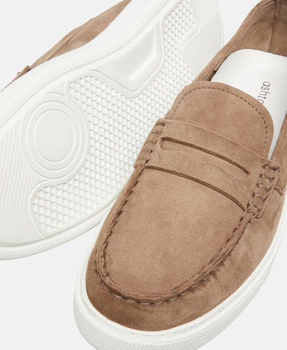 Loafer