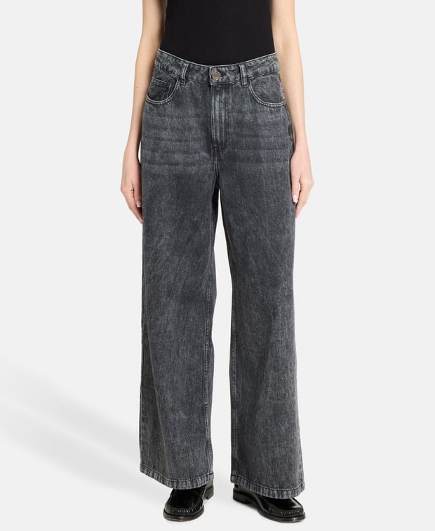 Flared Jeans
