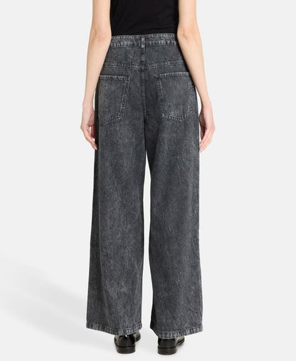 Flared Jeans