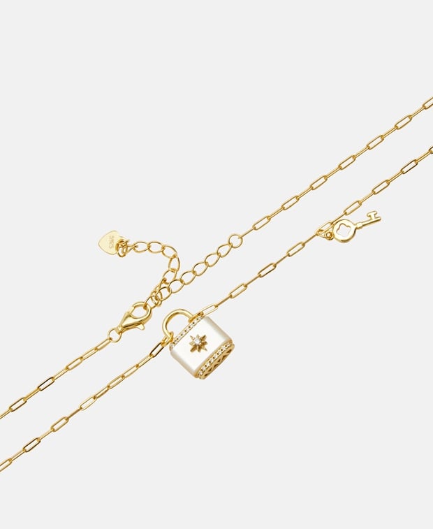 Halskette mit Anhänger