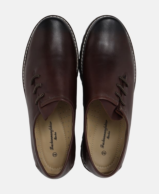 Trachtenschuhe