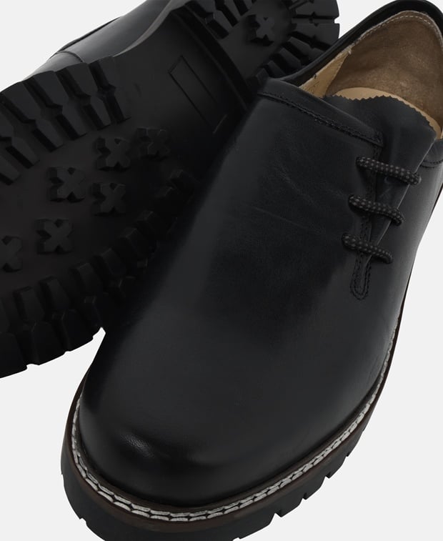 Trachtenschuhe